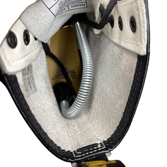 Doc Martens Women’s White Leather Combat Boots Lace Up Air Wair Size 5 - Picture 6 of 9